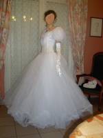 En tenue de marie