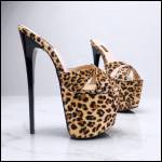 Chaussures a talons/bottes/cuissardes!!!j'adore voir les femmes avec!! - #1982940-1