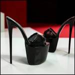 Chaussures a talons/bottes/cuissardes!!!j'adore voir les femmes avec!! - #1994672-1