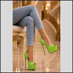 Chaussures a talons/bottes/cuissardes!!!j'adore voir les femmes avec!! - #1996551-2
