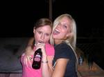 Bud Light 2girls