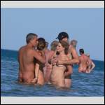 SALOPES EN VACANCES ... /... SLUTS IN HOLIDAYS - #1982757-4