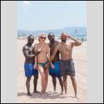 SALOPES EN VACANCES ... /... SLUTS IN HOLIDAYS - #1989840-2