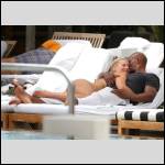 tender cuddles in the sun